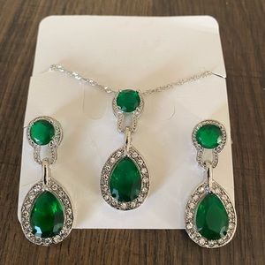 Emerald earrings